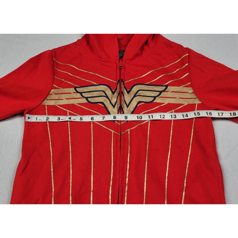 Mad Engine Wonder Woman Red Full Zip Hoodie Girl's Size XL 14/16 (Missing Cape) - Picture 11 of 12